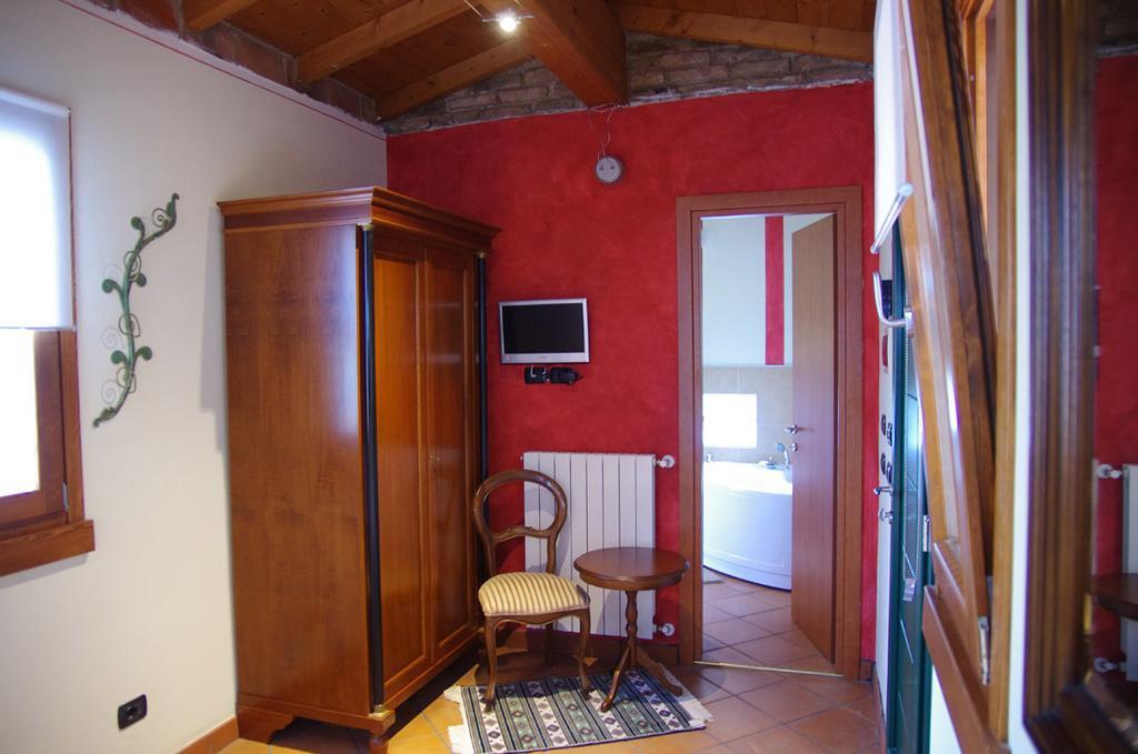 Agriturismo Casa Villi Solferino Bagian luar foto