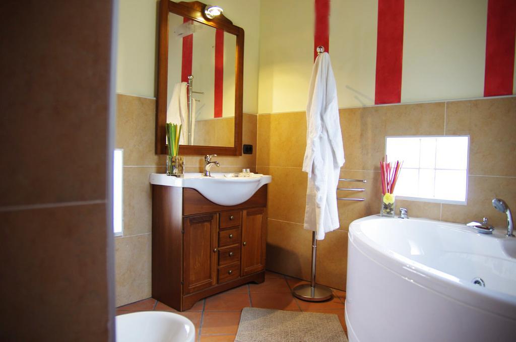 Agriturismo Casa Villi Solferino Bagian luar foto